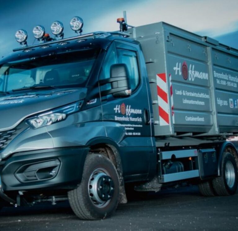 SmartSelect_20240713_202512_WhatsAppBusiness